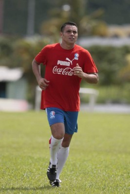 Rolando López, el defensor goleador que regresó al fútbol tres años después de su retiro