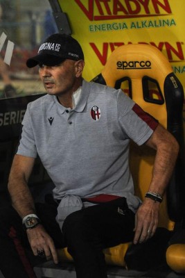 En plena batalla contra la leucemia viajó 145 km en auto y dirigió a su club en la Serie A de Italia