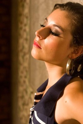 ¿Quién es la bella mujer que presintió la tragedia del Chapecoense?