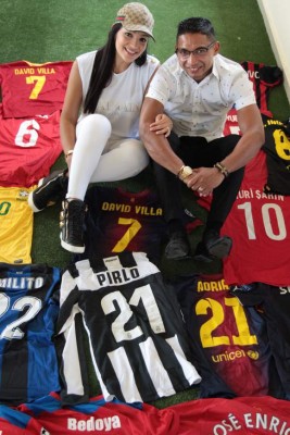 ¡BELLEZA! Así es Virginia Varela, la mujer detrás del éxito de Emilio Izaguirre