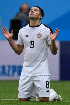 NO SE VIO POR TV: El llanto desconsolado de Neymar y la tristeza de los ticos en Rusia