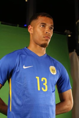 Guus Hiddink buscará armar una Selección de Curazao de respeto con futbolistas que juegan en Europa