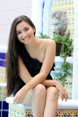 Hasta las cámaras suspiran con la ¡belleza! de Dariela Sandoval