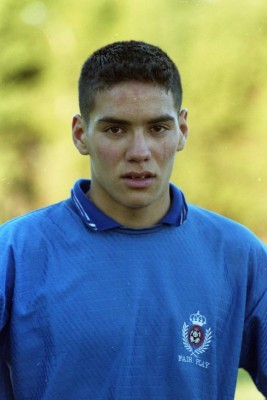 La temprana edad en la que debutaron los grandes futbolistas de la actualidad