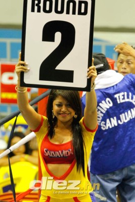 'Cadejo” Durán derrota al nicaragüense 'Machine” Téllez