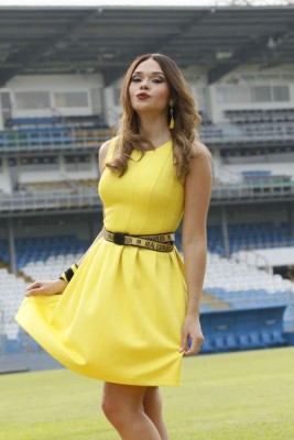 ¡INFARTANTE! Así es Sirey Morán, la hermosa madrina del Real España