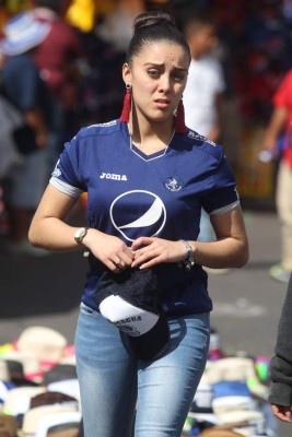 EN FOTOS: Tegucigalpa vive una fiesta previo a la final Motagua-Real España