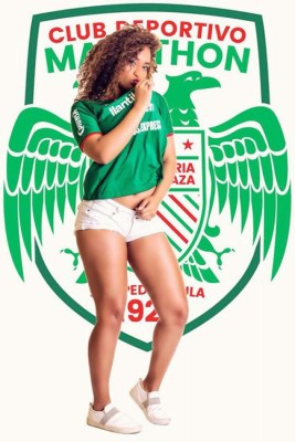 Diana Johnson, la sexi aficionada que calienta el Real España-Marathón