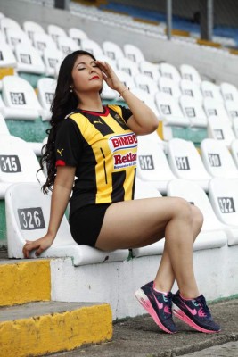 Bella Siloet, entre su admiración por Lionel Messi y el amor por Real España