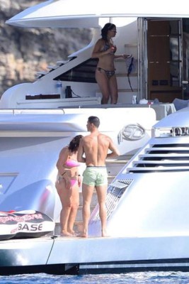 FOTOS: Así pasa sus vacaciones en Ibiza Cristiano Ronaldo