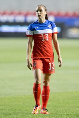RUMORES Y FICHAJES: Alex Morgan da la sorpresa en Europa y James tramita su nuevo visado