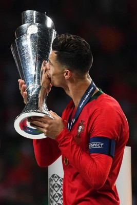 NO SE VIO EN TV: El polémico festejo, la tristeza de Van Dijk y el consejo de Cristiano &nbsp;&nbsp;
