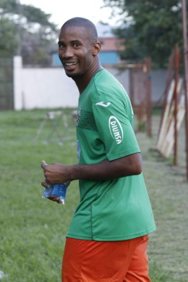 TOP: 20 futbolistas hondureños que se resisten al retiro