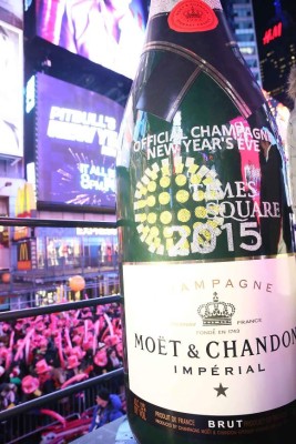 Así recibió el mundo el 2015