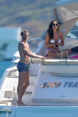 Así disfrutran las vacaciones de los cracks, la mujer de James y Navas sorprenden