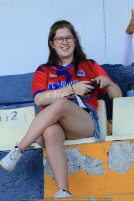 ¡No se vio en TV! El enorme beso de Chavasco; la belleza que eclipsó La Ceiba y la furia de Jorge Cardona