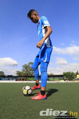 Entregado a Dios, amante de las baleadas y muy disciplinado: Así es Wilmer Neal Junior, hijo del 'Matador'