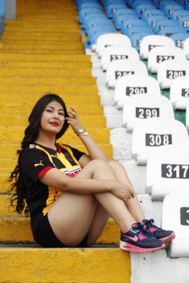 Bella Siloet, entre su admiración por Lionel Messi y el amor por Real España