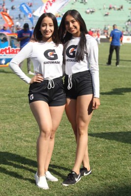 COSITAS: Las bellas chicas que levantaron suspiros en el Nacional