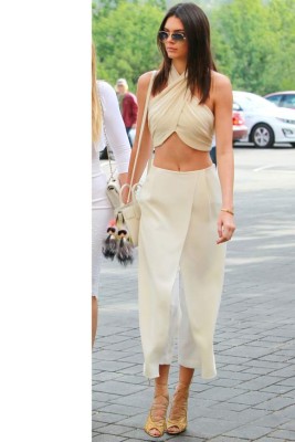 FOTOS: Hermana de Kim Kardashian se declara seguidora del PSG de Francia