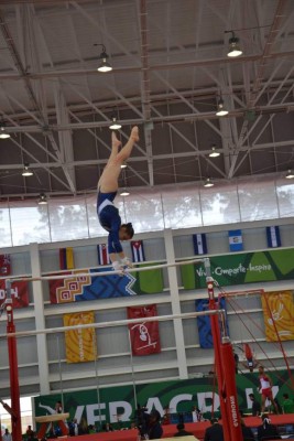 Kaisa Chirinos, la gimnasta nacida en Miami que busca representar a Honduras en Río 2016