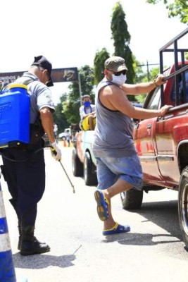 Curiosas fotos que está dejando el toque de queda por coronavirus en Honduras
