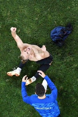 No se vio en TV: Rakitic rompe en llanto y el dolor de los rusos por decir adiós al Mundial