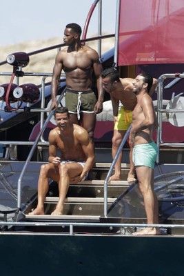 Fotos: Así se la pasa Cristiano en sus vacaciones en Ibiza