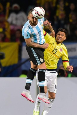 Argentina sufre en penales pero se mete a semifinales de Copa América