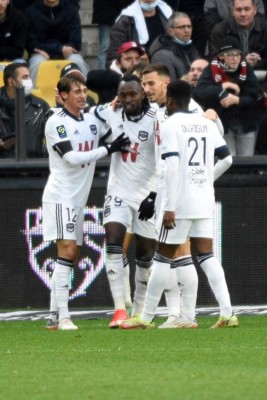 Agradeció a la afición y celebró como la 'panterita': Así vivió Alberth Elis su tercer gol en Francia &nbsp;&nbsp;