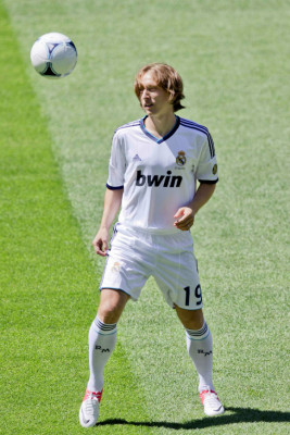 Luka Modric, presentado en el Bernabéu por Real Madrid
