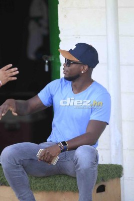 No viste en TV: Chicas lindas, agarrones y el festejo del Platense