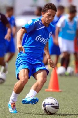 RUMORES Y FICHAJES: Primo del Kun Agüero al Real Sociedad y vuelve el 'Rulo' Varela&nbsp;&nbsp;