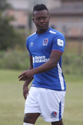 Los 10 futbolistas olvidados por Nahún Espinoza en Olimpia en el Apertura 2018