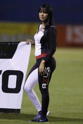 La rubia y las otras chicas que engalanaron la Jornada 13