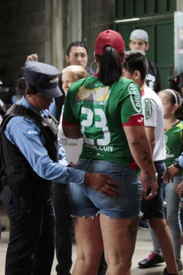 !PRECIOSAS! El Yankel Rosenthal volvió ser arropado por la belleza femenina