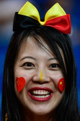 ¡Preciosuras! Las bellas aficionadas que robaron las miradas en el Bélgica-Japón