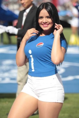 ¡De infarto! Las chicas más espectaculares de la final Motagua-Honduras Progreso