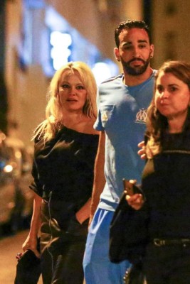 Ruptura Pamela Anderson-Adil Rami; la actriz revela las duras razones