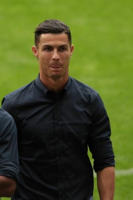 Encuentran a la mujer que le regalaba hamburguesas de McDonalds a Cristiano Ronaldo