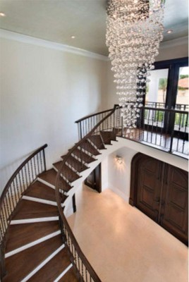 La lujosa mansión en Miami que vendió LeBron James