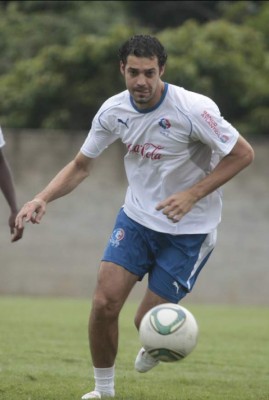 ¡Uno es modelo! Futbolistas que estuvieron en Olimpia y quizá no los recuerdes