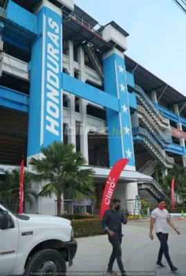 El estadio Olímpico lucirá sus mejores galas para juego ante EUA; reparan calles de acceso y se está señalizando