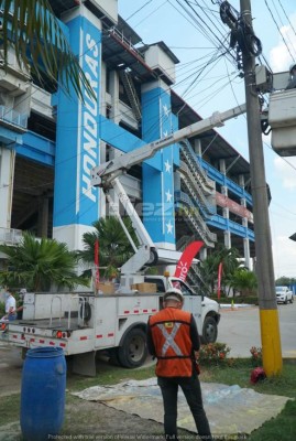 El estadio Olímpico lucirá sus mejores galas para juego ante EUA; reparan calles de acceso y se está señalizando