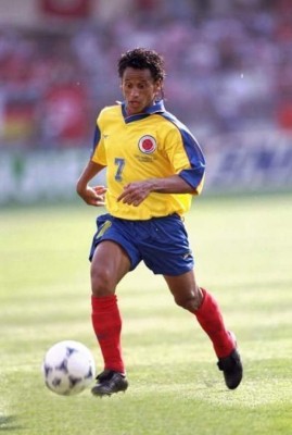 Los jugadores más veteranos en jugar al fútbol de forma profesional