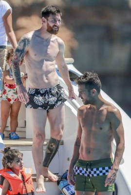 FOTOS: Así pasan vacaciones los cracks del Barcelona; Messi y Antonella la rompen