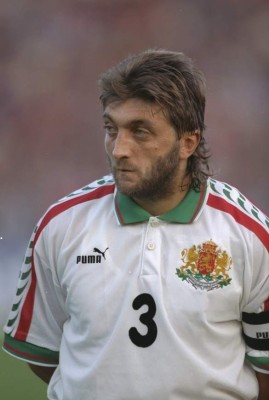 ¡DE SUSTO! El 'once ideal' con los futbolistas más feos del mundo