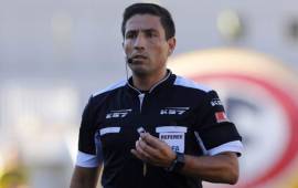 Eduardo Gamboa es un árbitro de mucha experiencia en el fútbol de Chile.