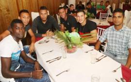 Jugadores del Marathón compartieron un bonito convivio en restaurante de San Pedro Sula.
