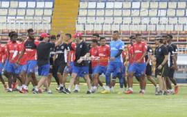 Olimpia ya inició sus trabajos al mando de Pedro Troglio.